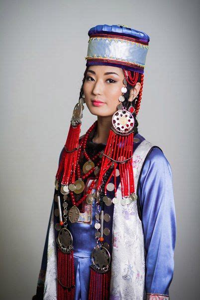 Национальные женские наряды бурятских родов Быть женщиной Этнические