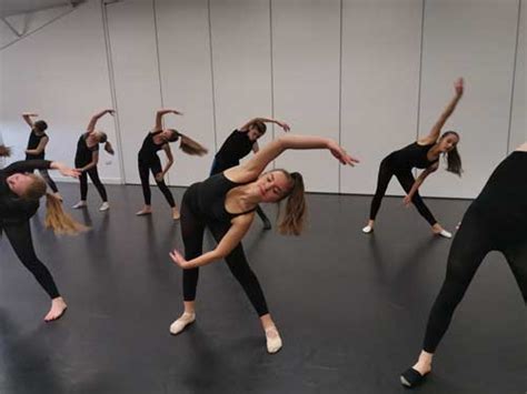 Contemporary Dance Classes Norton Malton From Age 8 16 Dance Expression