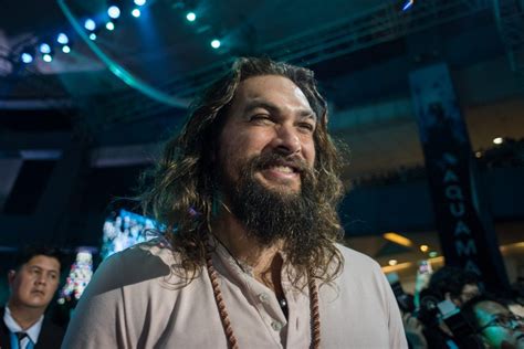 Look Aquaman Jason Momoa Gives Trident To Boy With Brain Cancer