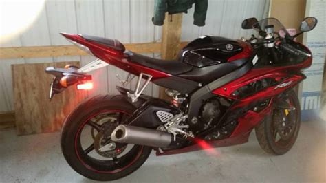 2011 Yamaha Yzf R6 Raven Red Low Miles