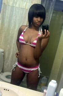Naughty Black Teens Show Their Pussy Photos From Cell Phones And Nude