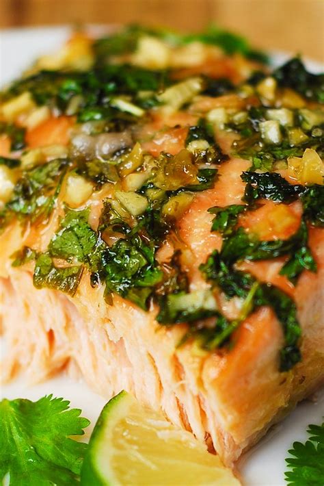 Place the lime slices on the bottom of the sheet in a. Cilantro Lime Honey Garlic Salmon (baked in foil) - Julia ...