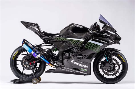 Kawasaki Revealed A Carbon Fibre Track Version Of The Ninja Zx 25r