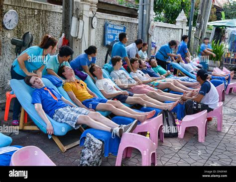 Foot Massage In Thailand Stockfotos Und Bilder Kaufen Alamy