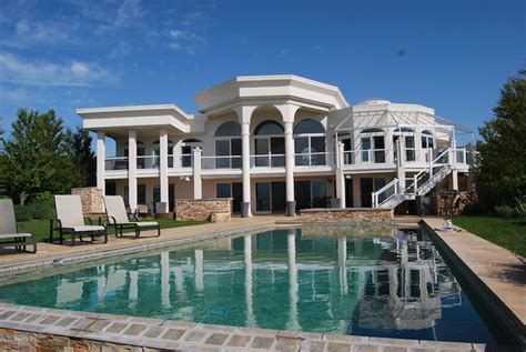 Maybe you would like to learn more about one of these? Absolute Escape - stunning lakefront 5 BR... - VRBO