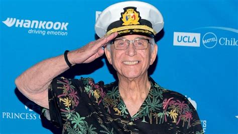 gavin macleod love boat s captain stubing dies at 90