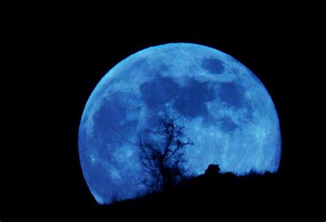 Are You Ready For The Blue Moon Super Moon And Blood Moon News Sense