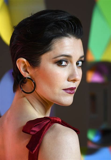Mary elizabeth winstead on 'birds of prey,' working with all women and 'passions'. DC COMICS AND ARROWVERSE : Mary Elizabeth Winstead ...