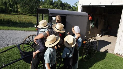 Amish A Secret Life 2012