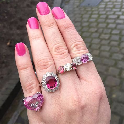 25 Lovely Pink Diamond Ring