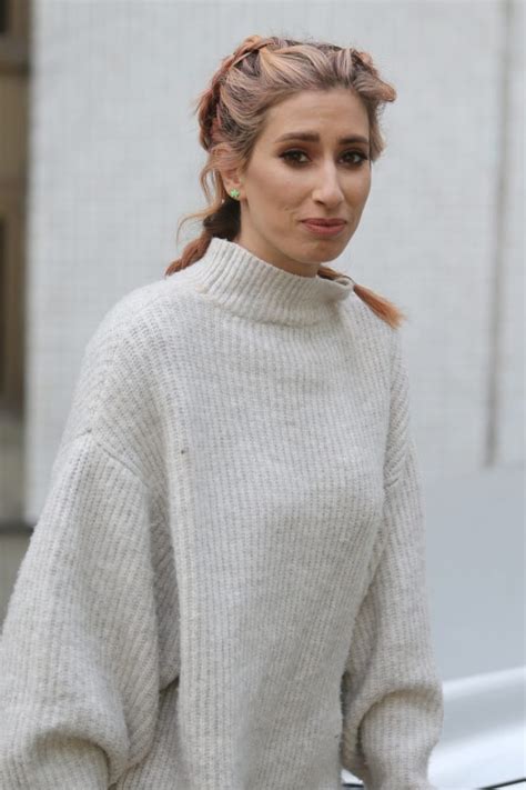 Stacey chanelle claire solomon12 (born 4 october 1989)3 is an english singer and television personality. Stacey Solomon slams engagement rumours to Joe Swash | OK ...
