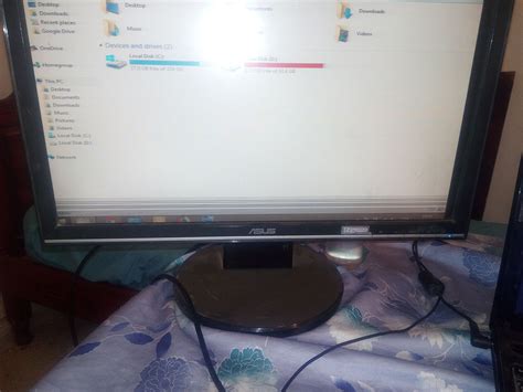 Fix horizontal lines laptop screen. Black Horizontal Lines in bottom of desktop lcd Screen ...
