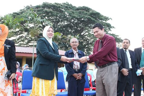 Smk seri alam 2 ialah sebuah sekolah menengah di bandar seri alam. SMK SERI TEJA: MAJLIS PELANCARAN SEKOLAH LESTARI ANUGERAH ...