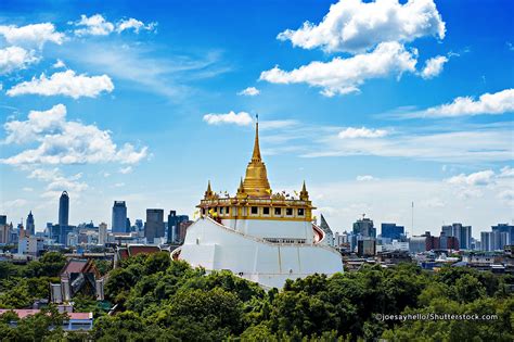 Wat saket 'the temple of the golden mount', which is located outside the old rattanakosin island area of bangkok, is one of the city's oldest temples. Wat Saket in Bangkok - Temple of the Golden Mount