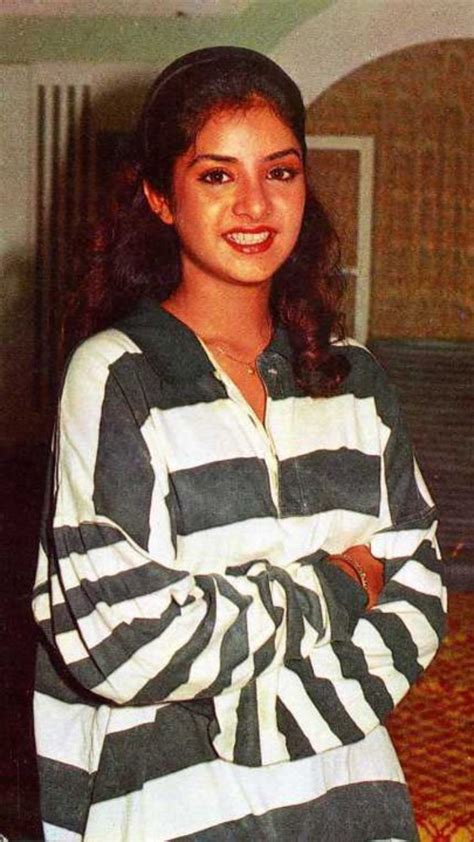 Rare And Unseen Pictures Of Divya Bharti