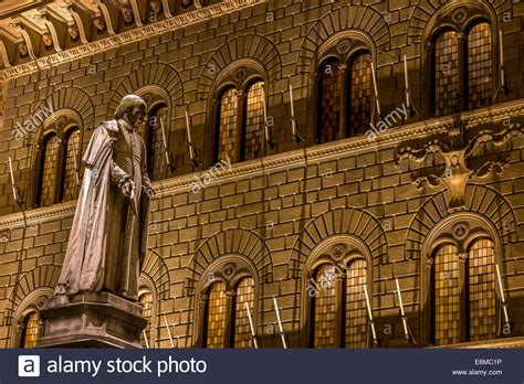 Monte Paschi Siena High Resolution Stock Photography And Images Alamy