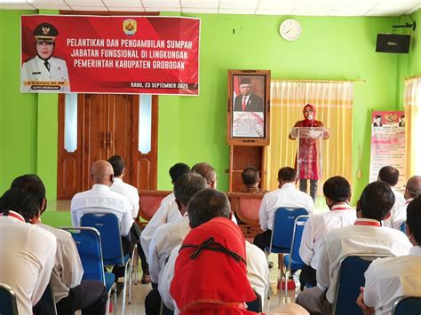 Daerah ini juga berbatasan dengan kabupaten semarang di sebelah barat. Pelantikan Pejabat Fungsional PPUPD Inspektorat Kab.Grobogan