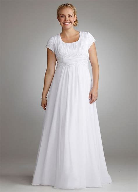 20 gorgeous plus size wedding dresses. Short Sleeve Plus Size Wedding Dress with Ruching ...