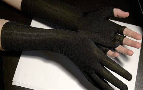 Tutorial How To Make Stretch Gloves For Costumes