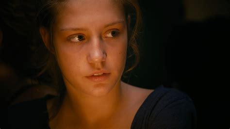 adele exarchopoulos as adele in la vie d adele blue is the warmest color adèle exarchopoulos