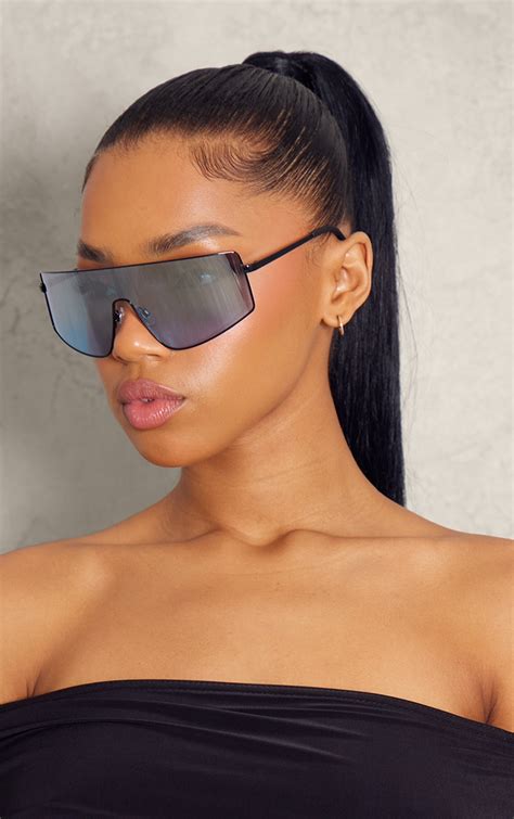 black sunglasses prettylittlething