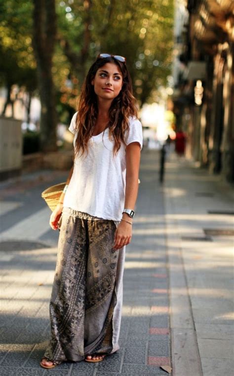 Incredible bohemian outfits from 43+ of the gorgeous bohemian outfits assortment is the most inclining style outfit this winter. 20 Winter Boho Outfit Ideas For Women · Inspired Luv