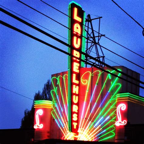 Vanishing Portland Laurelhurst Theater
