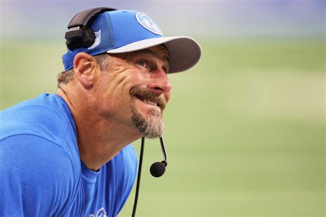 dan campbell s most memorable quotes as lions coach bite a kneecap off