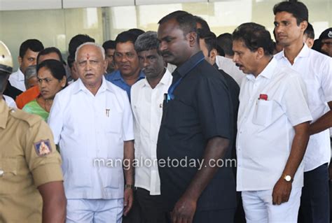 Mangalore Today Latest Main News Of Mangalore Udupi Page Cm Yediyurappa Arrives To Hold