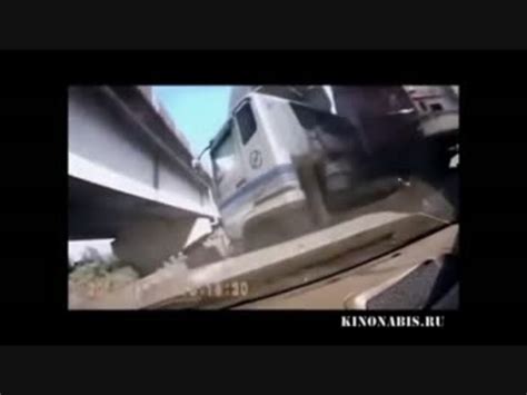 【閲覧注意】激しい事故動画32【トラック編】 ニコニコ動画