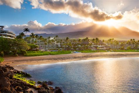Sheraton Maui Resort And Spa — Kaanapali Beach Resort Association