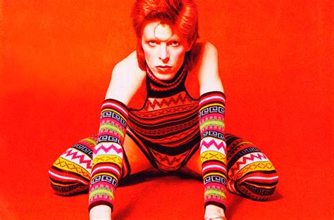 # перевод песни ziggy stardust (david bowie). Ziggy Stardust de David Bowie festeja 45 años - Eyescream ...