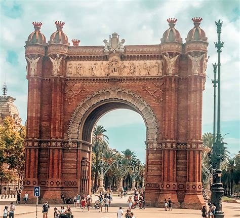25 Famous Monuments Of Barcelona Spains Top Architectural Gems
