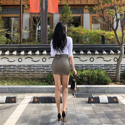 Asian Woman Art Girl Curvy Tights Mini Skirts Booty Mini Dress