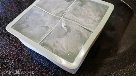 I make ice blocks with a mix of herbal tea and pureed tinned fruit in juice. PRODUCT REVIEW - Jumbo Silicone Ice Cube Molds - Honeygirl ...