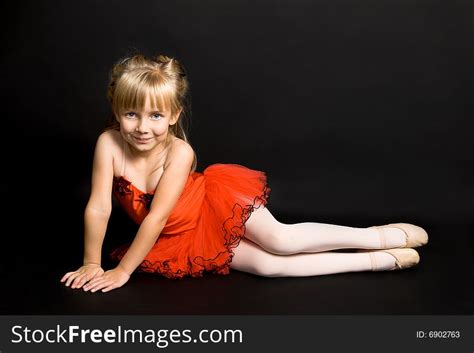 Tiny Ballerina Free Stock Images Photos Stockfreeimages Com