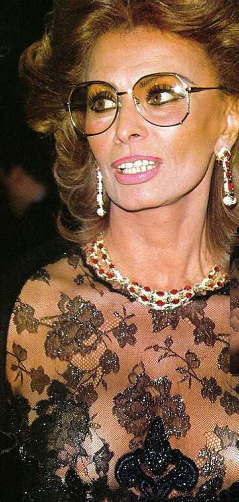Kiss Kiss Kiss N Celeb Ass Sophia Loren