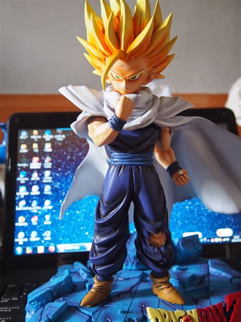 Todas las figuritas se encuentran en excelente estado y con su auto adhesivo. Figuras Anime Low Cost: Vendo Figuras de Resina de Dragon ...