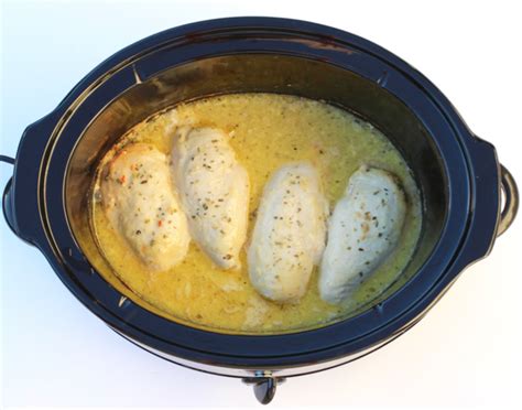 1 lb boneless, skinless chicken breast (cut up into 2″ pieces). Crockpot Olive Garden Chicken Recipe! {3 Ingredients ...