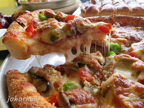 Faça sua escolha entre diversas cenas semelhantes. Tasconi's Pizza in Johor Bahru near AEON Jusco Mall Bukit ...