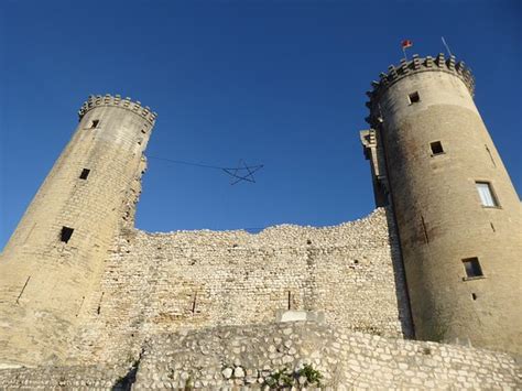 Chateau Feodal de Chateaurenard (Châteaurenard)  2021 Ce qu'il faut