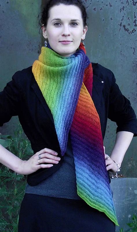 Multi Colored Yarn Knitting Patterns In The Loop Knitting