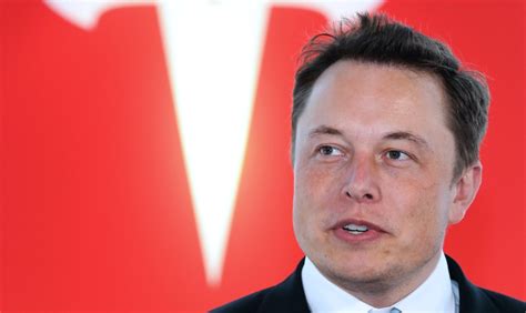 Elon Musk Takes Title Of Worlds Wealthiest Person Csq C Suite