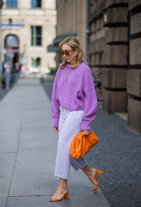 Cómo Combinar El Lila O Violeta El Color Más Irresistible Del Momento Según El Street Style