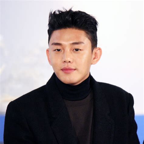 Actor, writer, creative director and gallerist. Biography Of Yoo Ah In: Family, Girlfriend, Education ...
