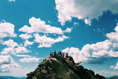 Fotos Gratis Naturaleza Rock Horizonte Persona Montaña Nube Reunión Grupo Gente Cielo