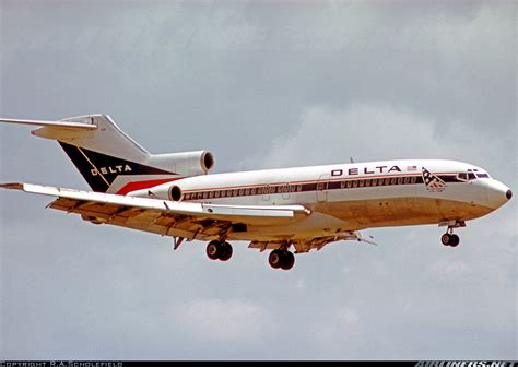 Boeing 727 95 Delta Air Lines Aviation Photo 2288031