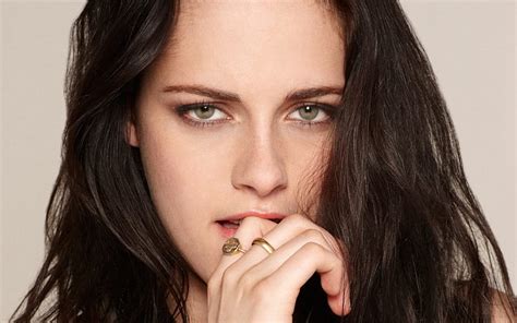 Kristen Stewart Girl Actress Green Eyes Face Woman Hd Wallpaper