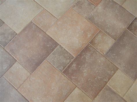 Slate tiles are popular around the home, with riven varieties chosen for traditional kitchens and hallways, and smoother brazilian slates for the utility and bathroom. Natural Slate Floor Tile