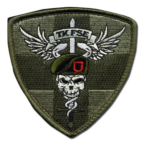 Custom Embroidered Patches Best Quality Merrow Border Tk Fse Patches